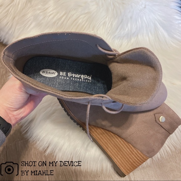 Dr. Scholl's Conquer Women's Wedge Ankle Boots - Picture 6 of 8